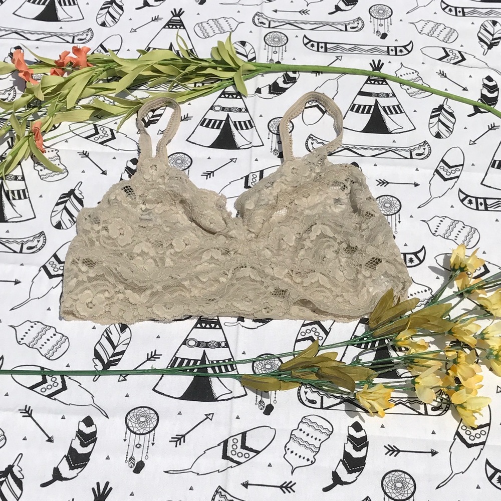 Biege bralette