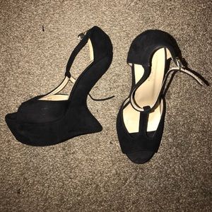 🔥Black heel-less heels