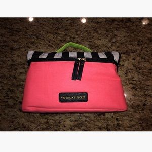 Victoria's Secret Lingerie Travel Bag. NWT.
