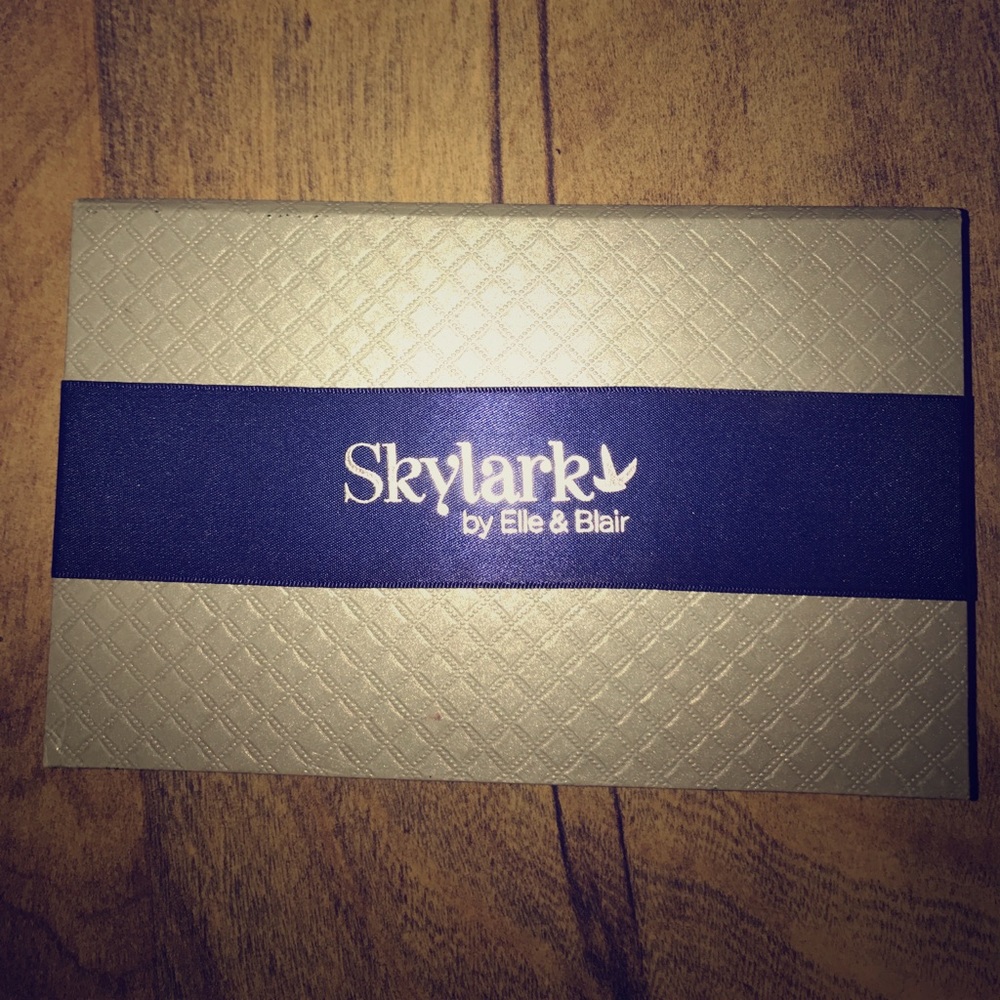 Skylark Cosmetics Snowkissed Cashmere Palette