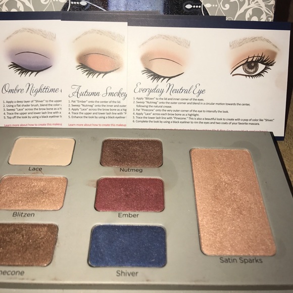 Skylark Cosmetics Snowkissed Cashmere Palette - Picture 7 of 7