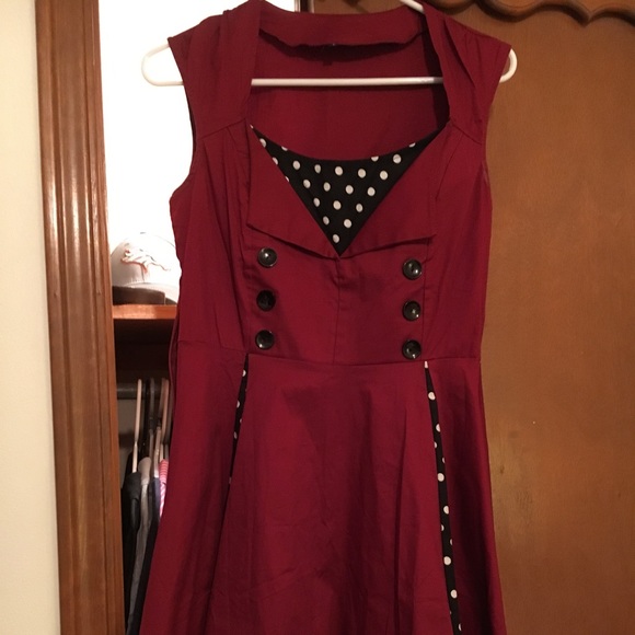 Super cute, fun 50's style dress - Picture 1 of 3
