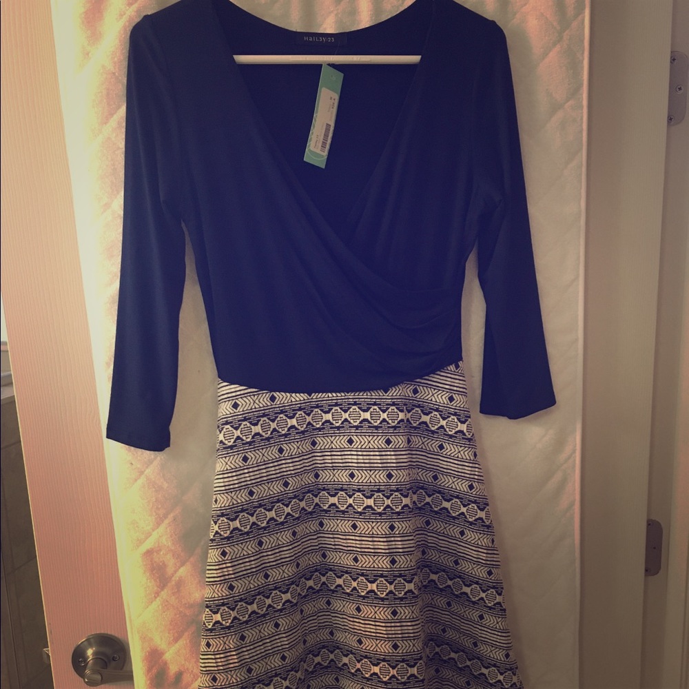 V-neck navy Hail3y:23 dress