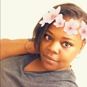 Meet your Posher, April