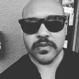 Meet your Posher, Corey