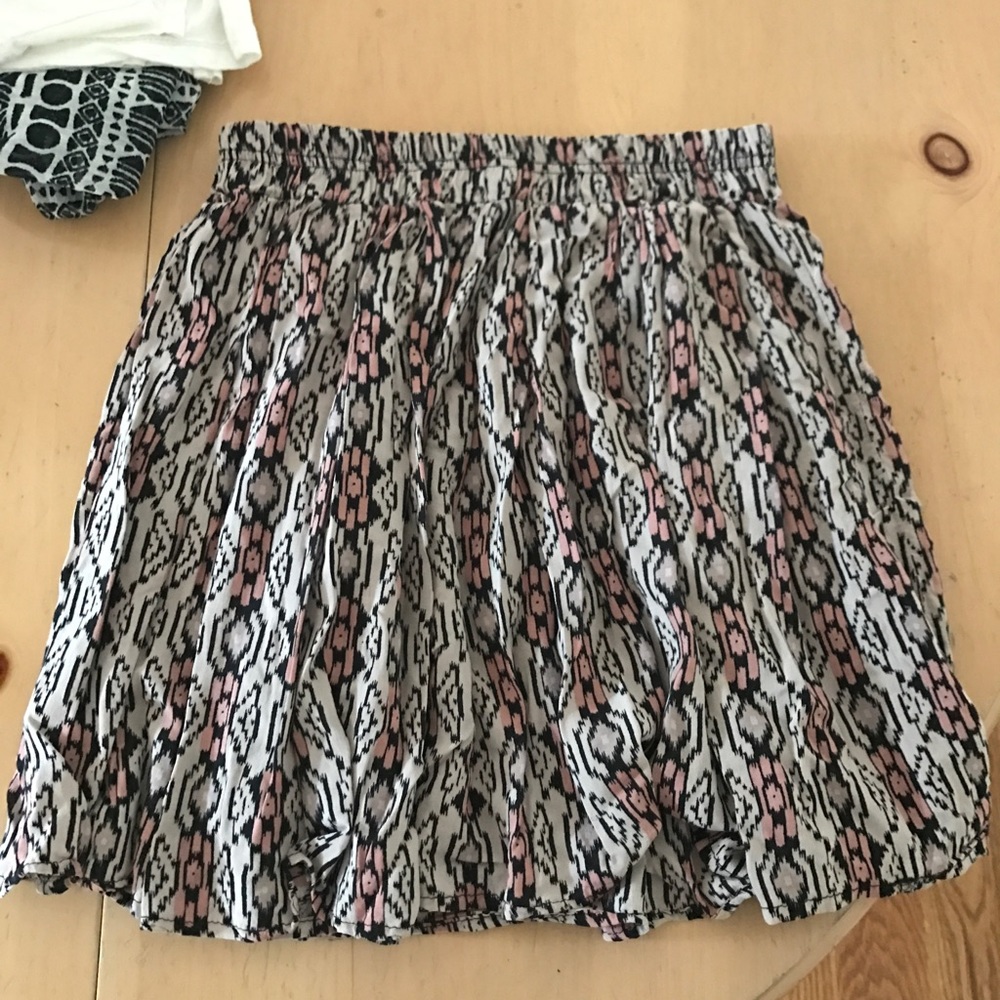 Rare brand new Brandy Melville Aztec Skirt