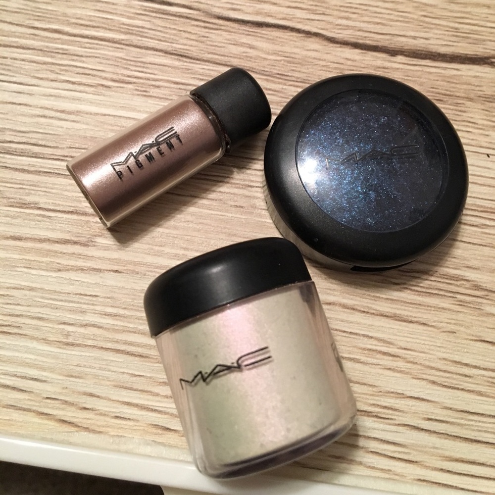 MAC Eyeshadow Lot