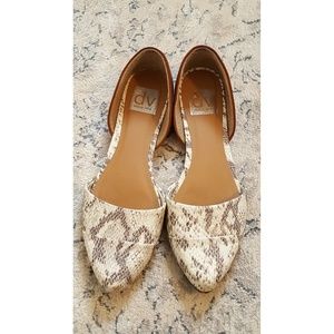 Dolce Vita Pointy Flats Size 6.6