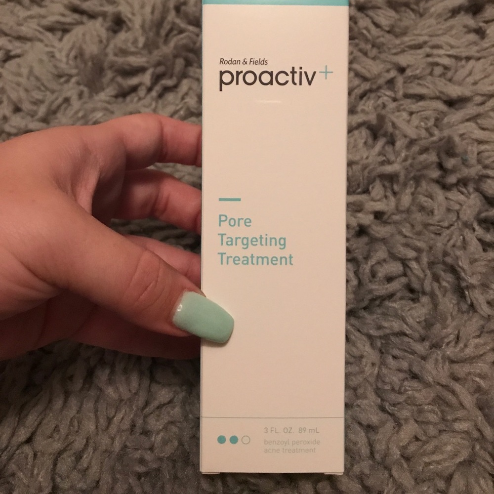 Proactive pore targeting treatment