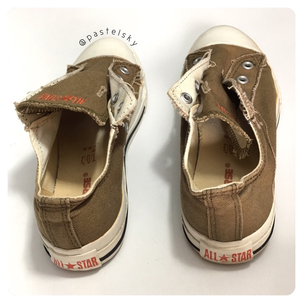CONVERSE laceless all star chuck taylor slip ons - Picture 3 of 6