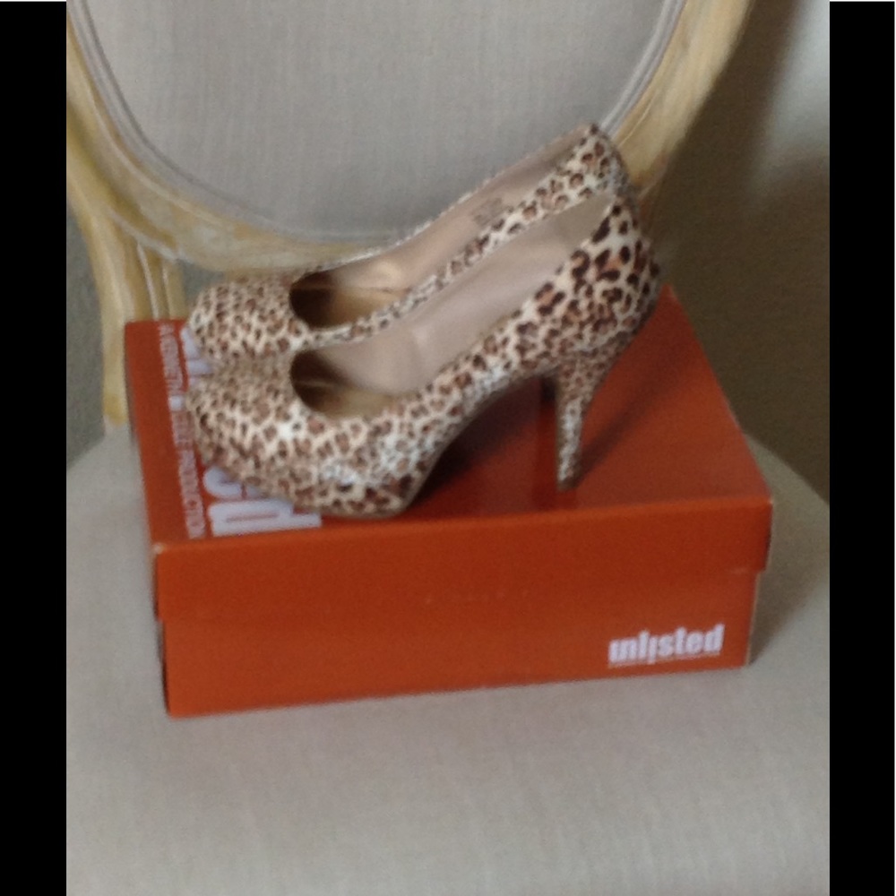 Subtle Leopard Heels