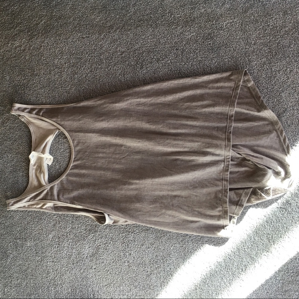 Lululemon open back tank top