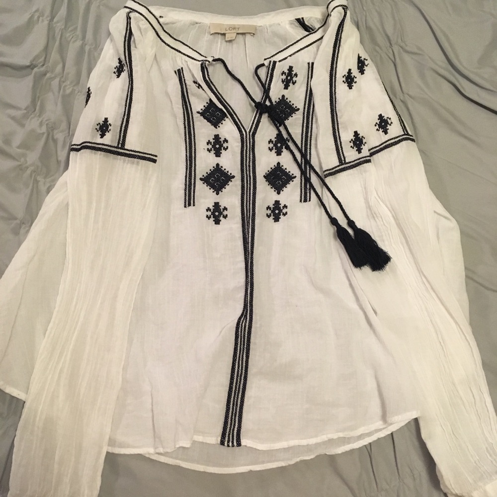 LOFT Flowy Patterned L.S. Top