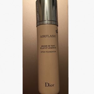Dior Skin Airflash Spray Foundation