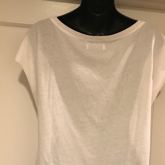 Free Add-on! Hollister Geometric Graphic Tee G1 - Picture 2 of 3