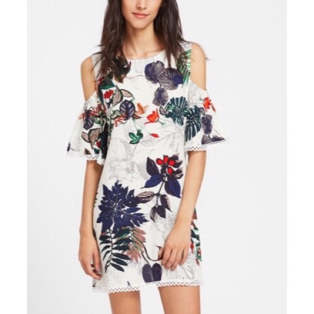 🆕 • 🌴 tropical cold shoulder dress ☀️