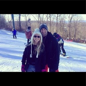 Meet your Posher, Cara