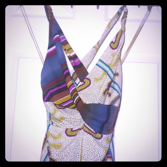 Unique Nicole Miller Rouched Crossover Dress - Picture 2 of 8