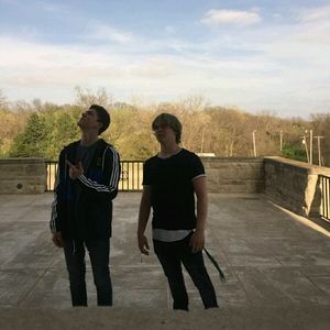 Meet your Posher, Theo