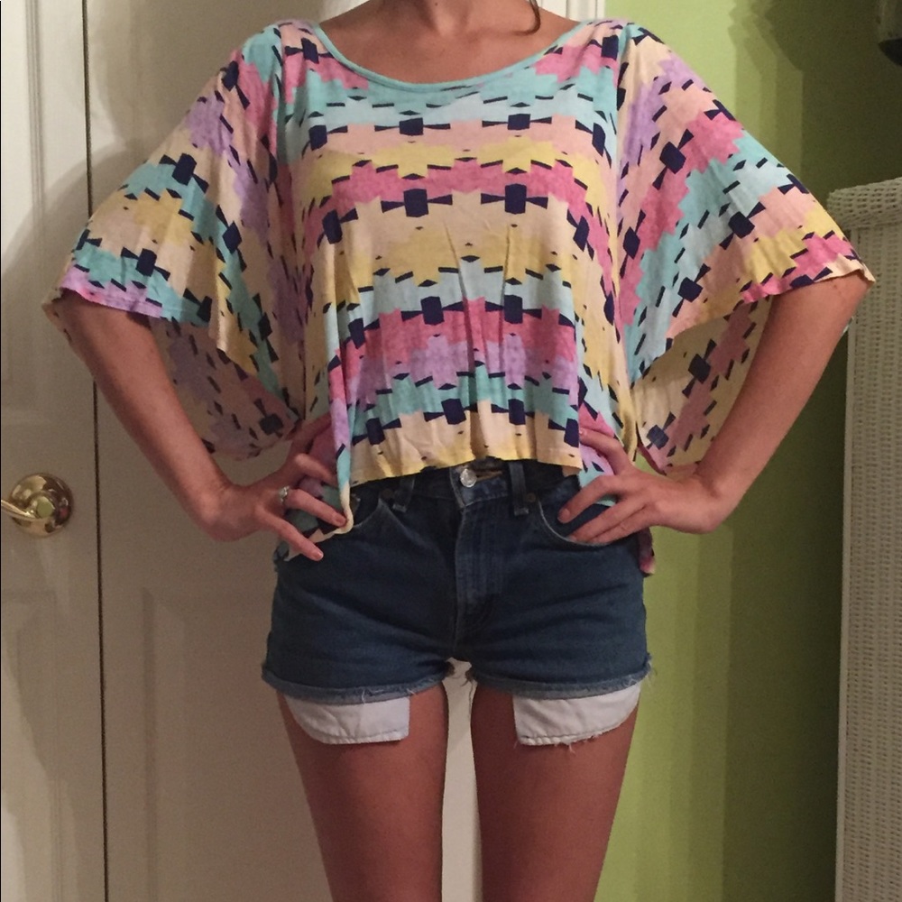 Multicolor tulip back crop top