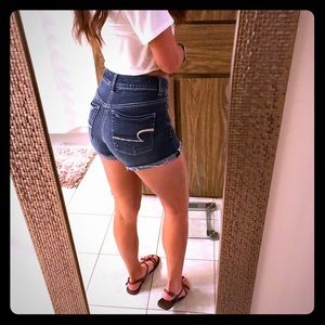 🌺High Waisted American Eagle Shorts🌺