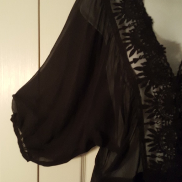 Black Sheer Blouse. - Picture 6 of 6