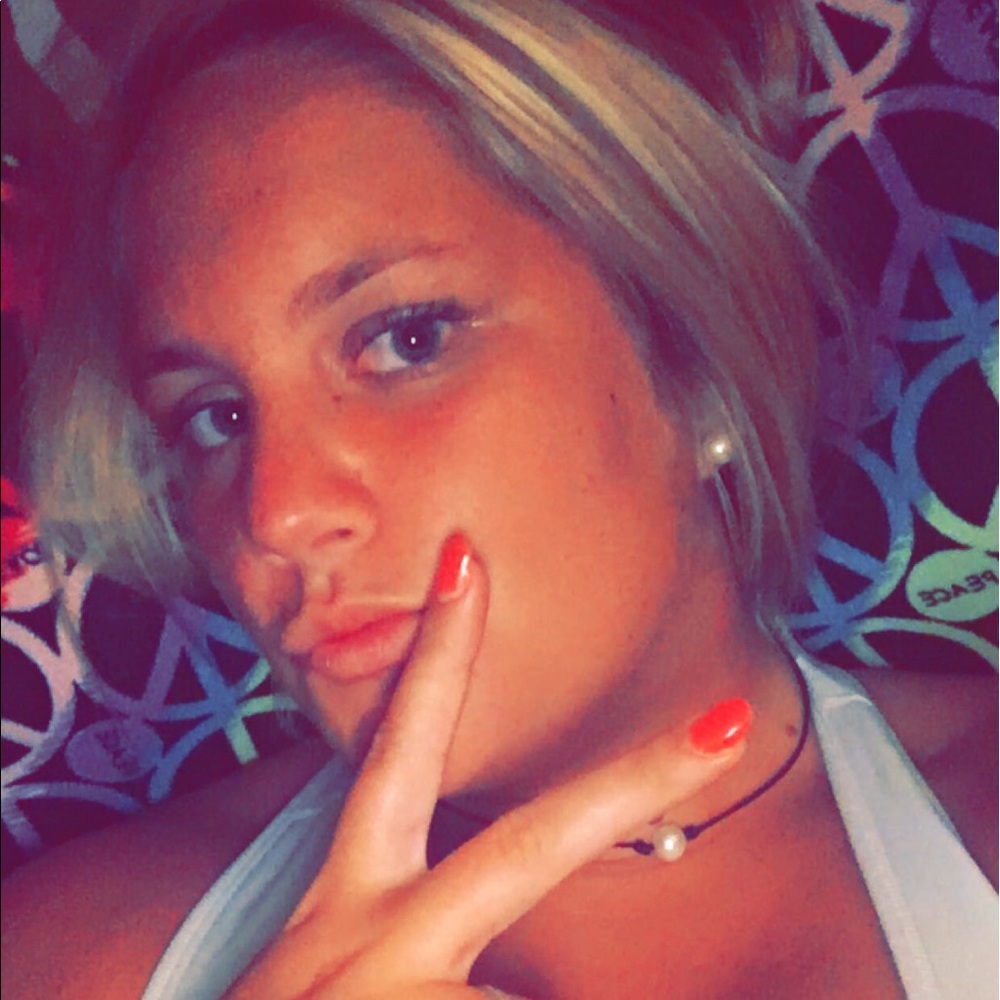 Meet your Posher, Sidney