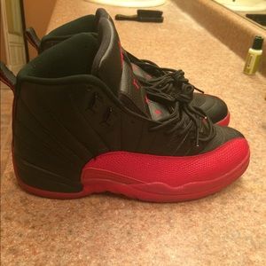 Flu games size 10 100% authentic