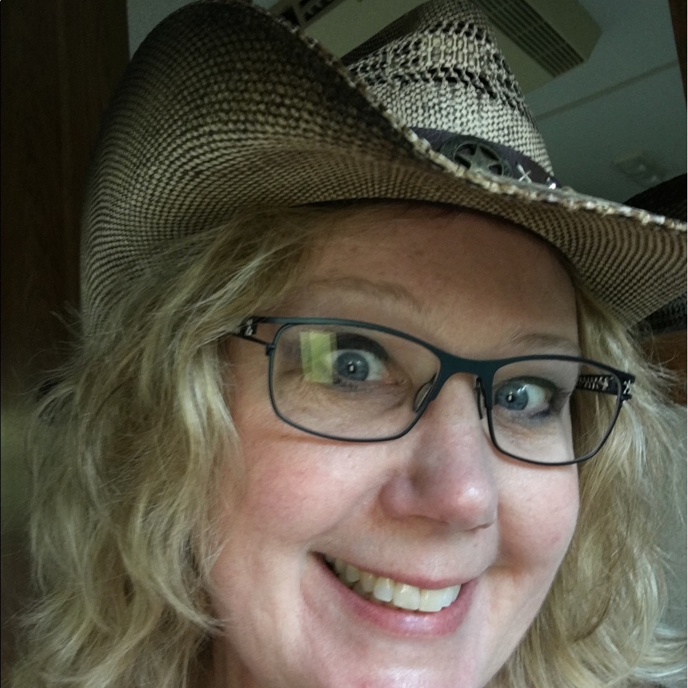 Meet your Posher, Patty