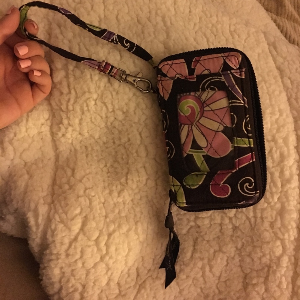 Beautiful Vera Bradley wristlet