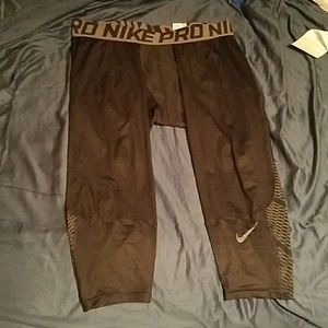 3/4 Nike Pro Compression pants