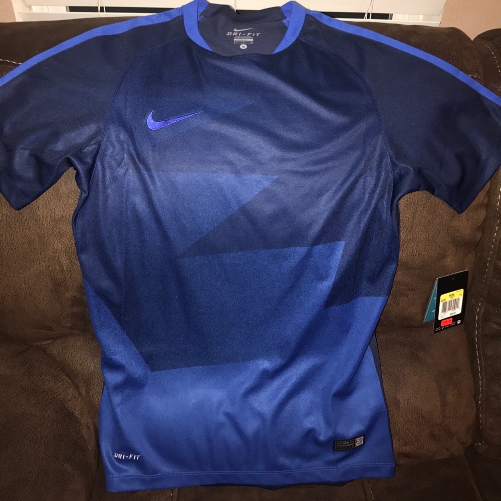 Men's blue Nike Dri-Fit