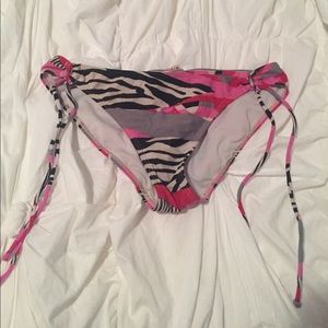 Rocky bikini bottoms