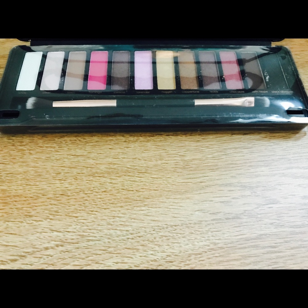 Brand new Profusion eye shadow