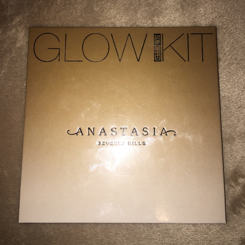 100% AUTHENTIC ABH SUNDIPPED GLOW KIT