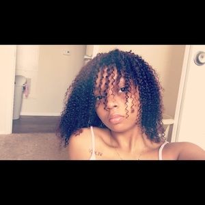 Meet your Posher, Dionah