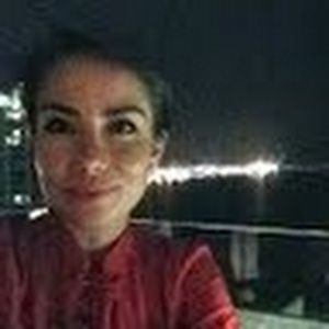 Meet your Posher, Adriana victoria