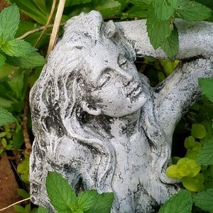 Meet your Posher, Corinne