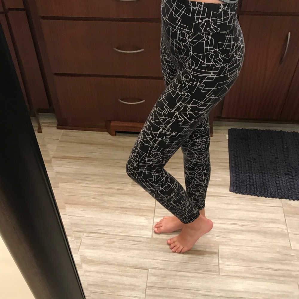 Black and white leggings