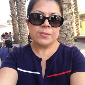 Meet your Posher, Imelda