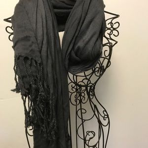 Gray pashmina