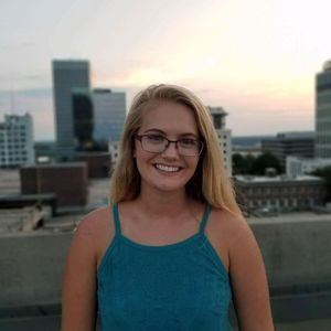 Meet your Posher, Catherine