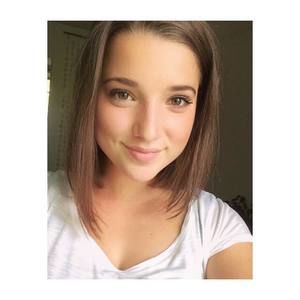 Meet your Posher, Alina