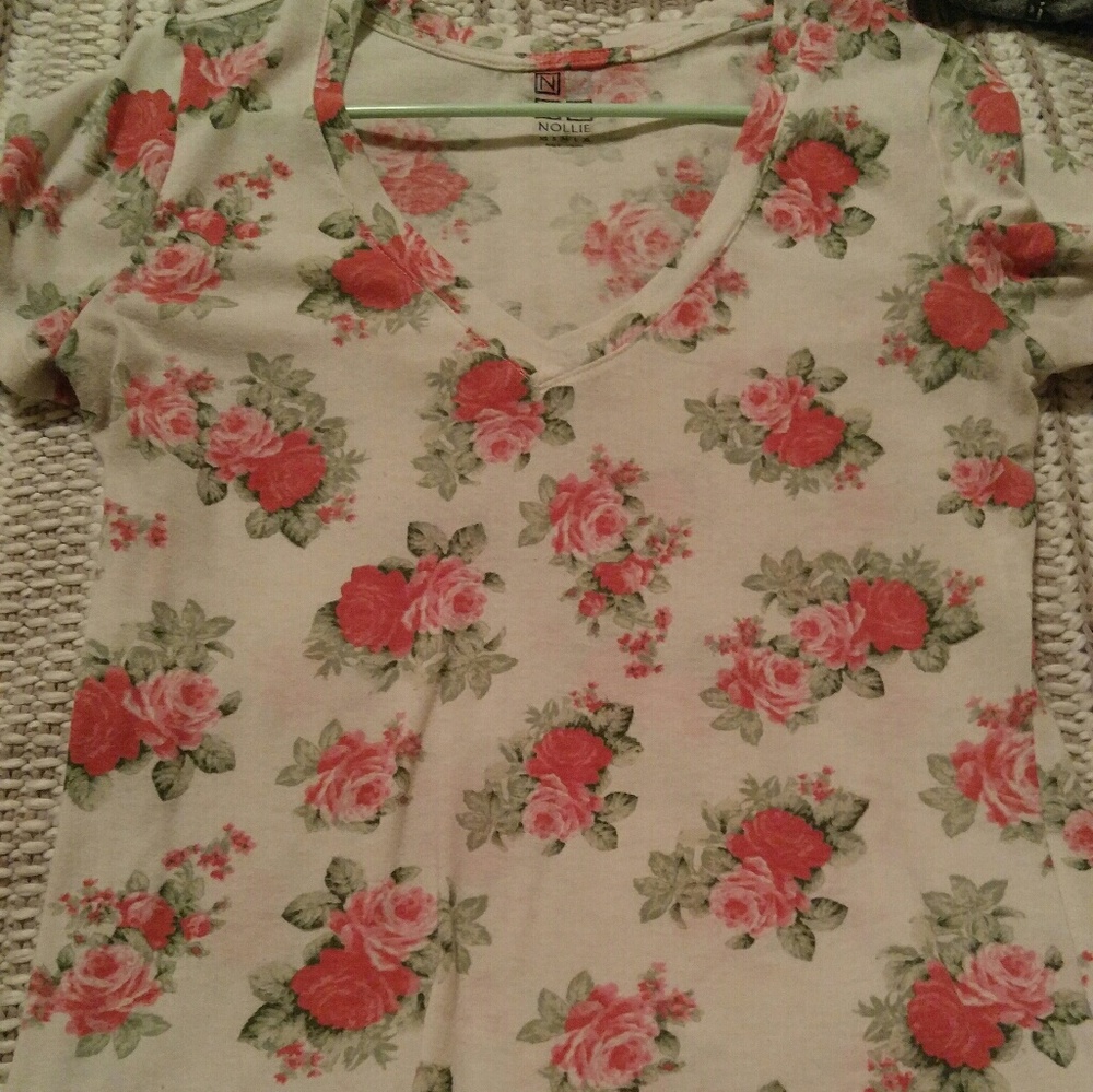 Nollie floral t shirt