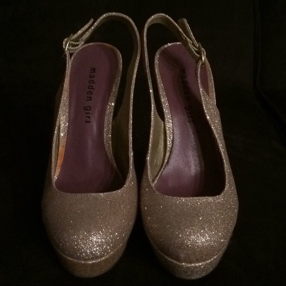 NWOT Madden Girl Glitter Heels