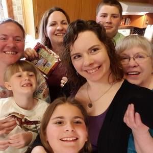 Meet your Posher, Sara