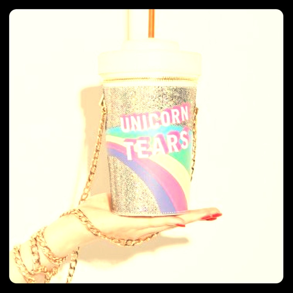 ✨UNIF Unicorn Tears Dollskill HTF SOLD OUT Purse✨
