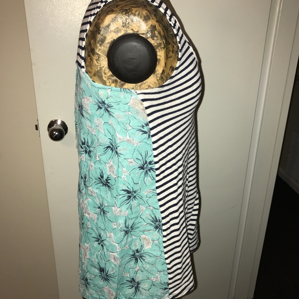 🖤 Anthropologie tank top size medium