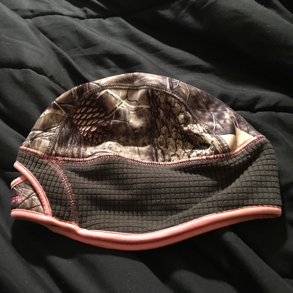 Women's hunting camp hat