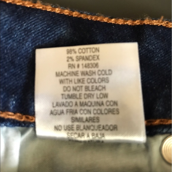 Last 3! 🌟2x HP🌟Floral Embroidered Jeans - Picture 3 of 3